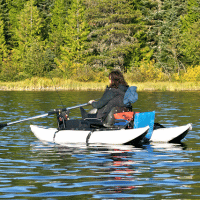 Pontoon boat